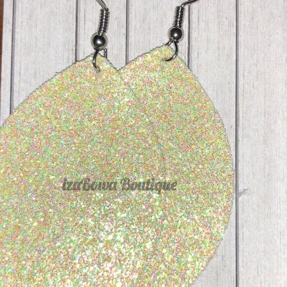 Hand Crafted Jewelry - Yellow Glitter Teardrop Faux Leather Earring ER2603 Handmade NWT Boutique